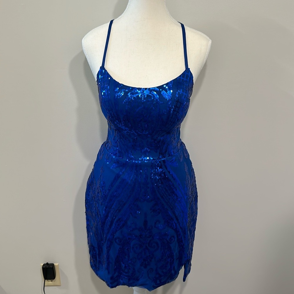 Homecoming, prom, cocktail, formal dress. Size 8, royal blue. NWOT